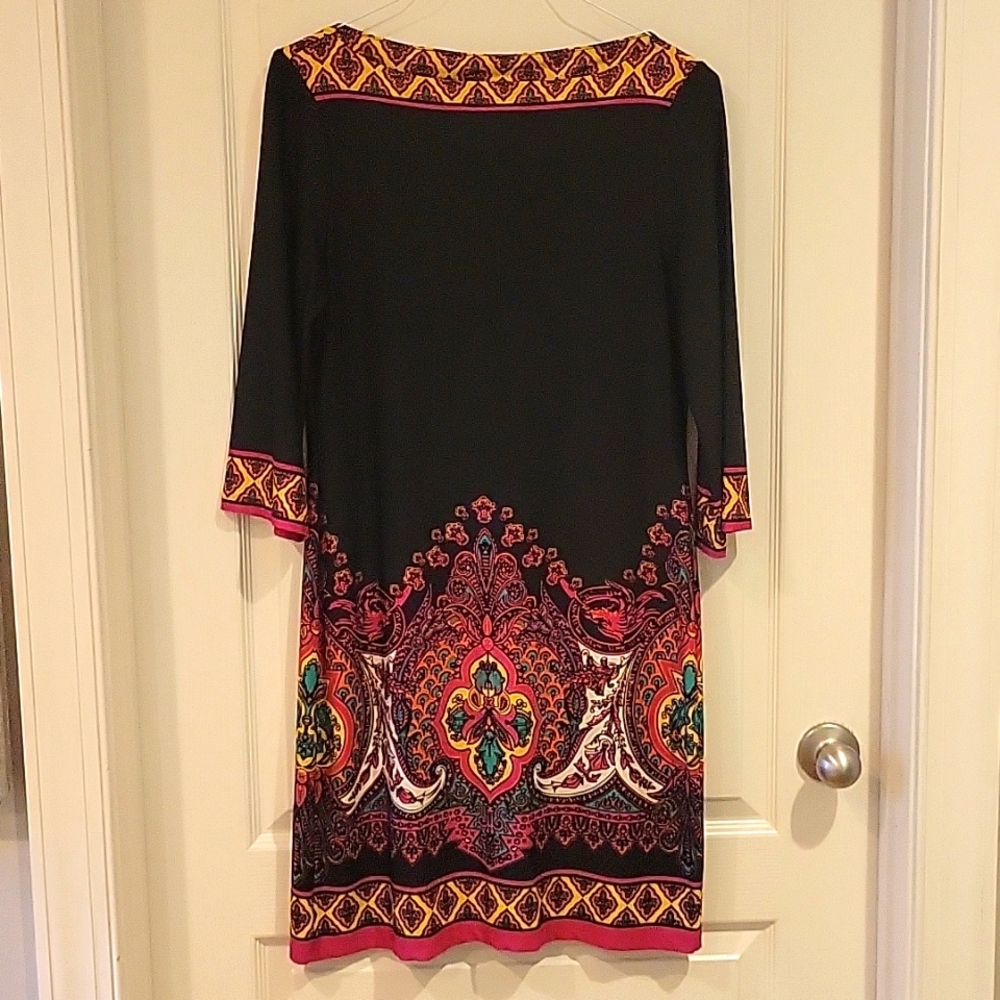 Ice black and pink print dress. Sz 8, Stretchy material. EUC